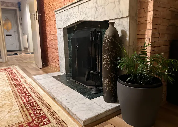 3 Beds 2 Bedrooms In Dublin * Lucan